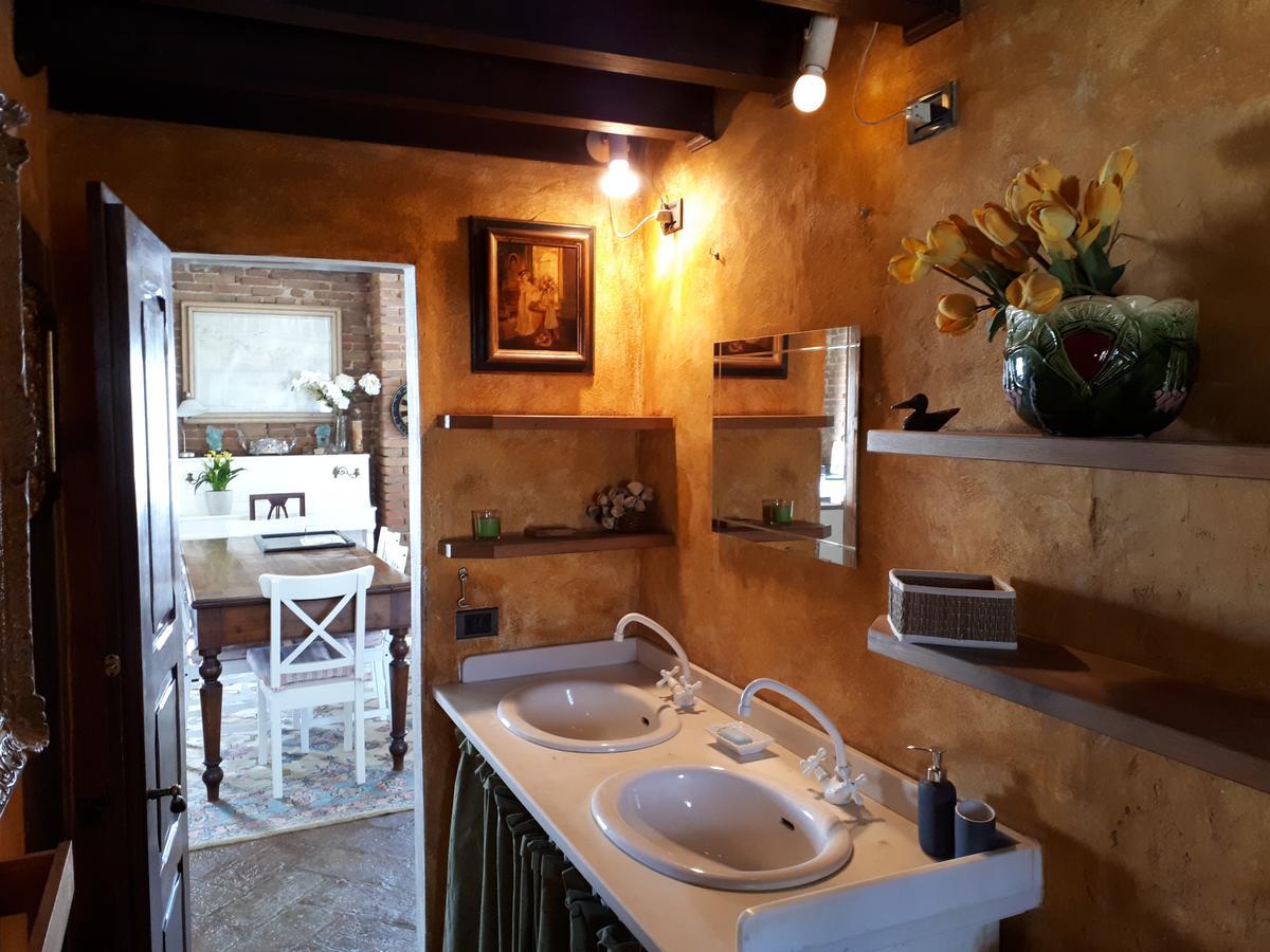 Vila La Casa Sopra Le Nuvole Medesano Exteriér fotografie