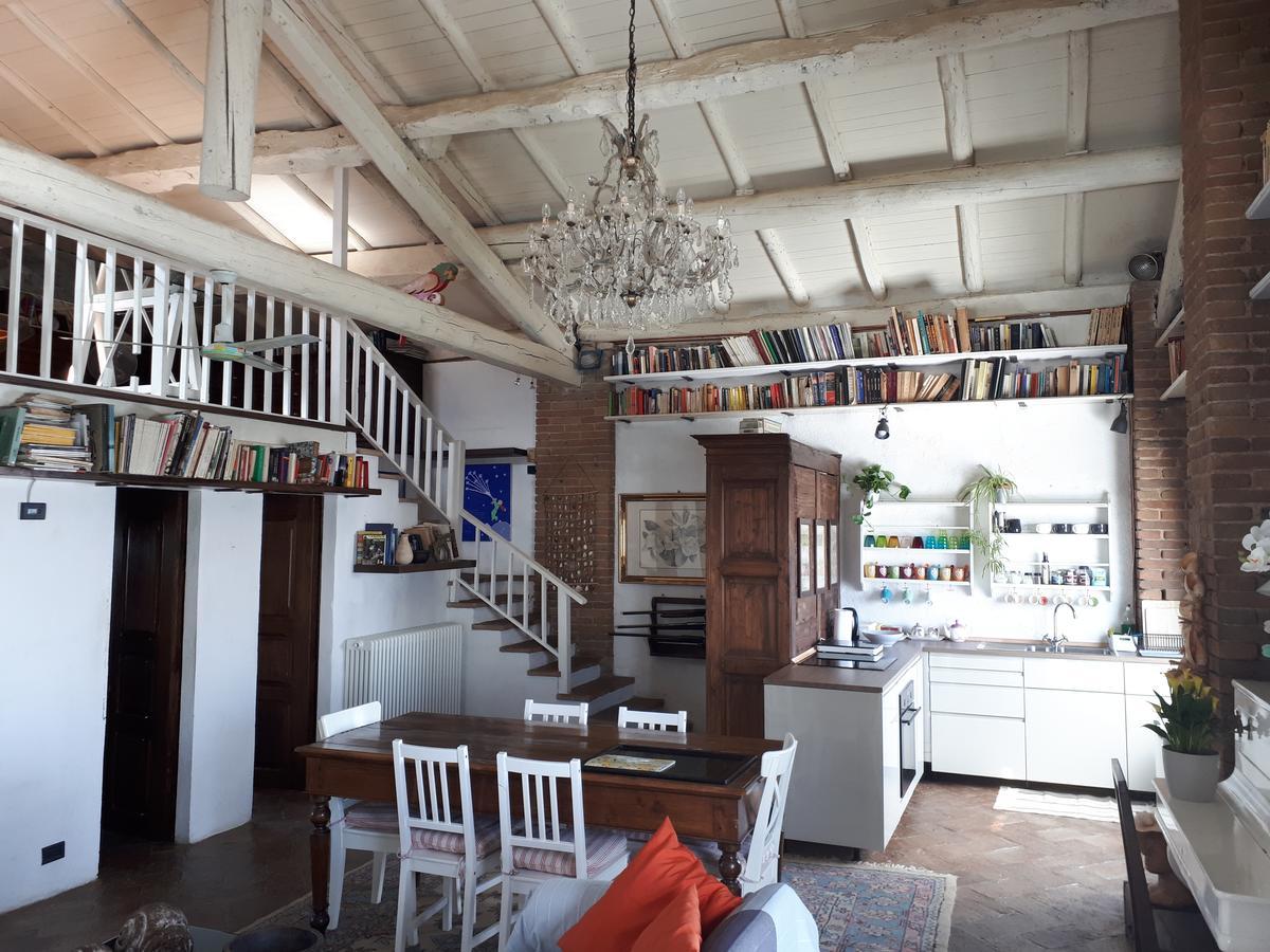 Vila La Casa Sopra Le Nuvole Medesano Exteriér fotografie