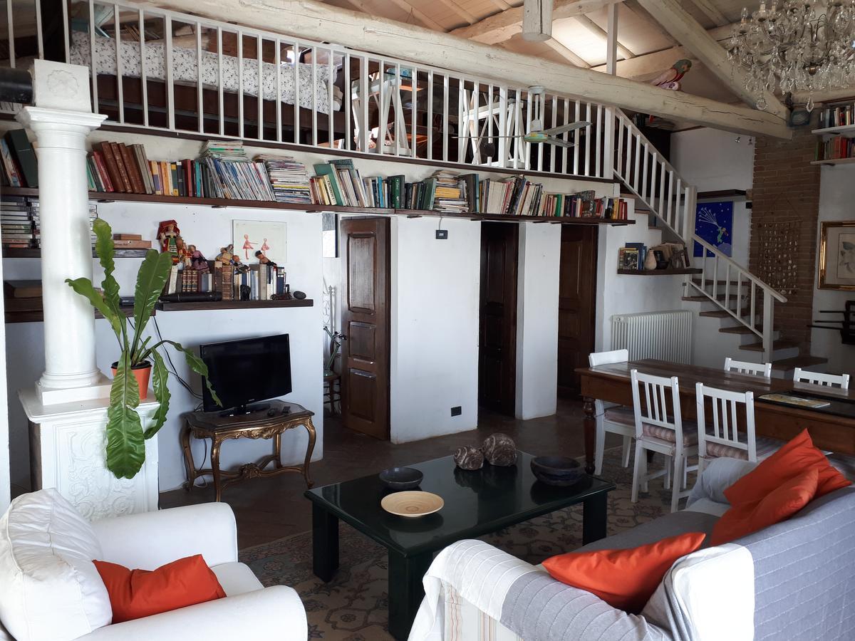 Vila La Casa Sopra Le Nuvole Medesano Exteriér fotografie