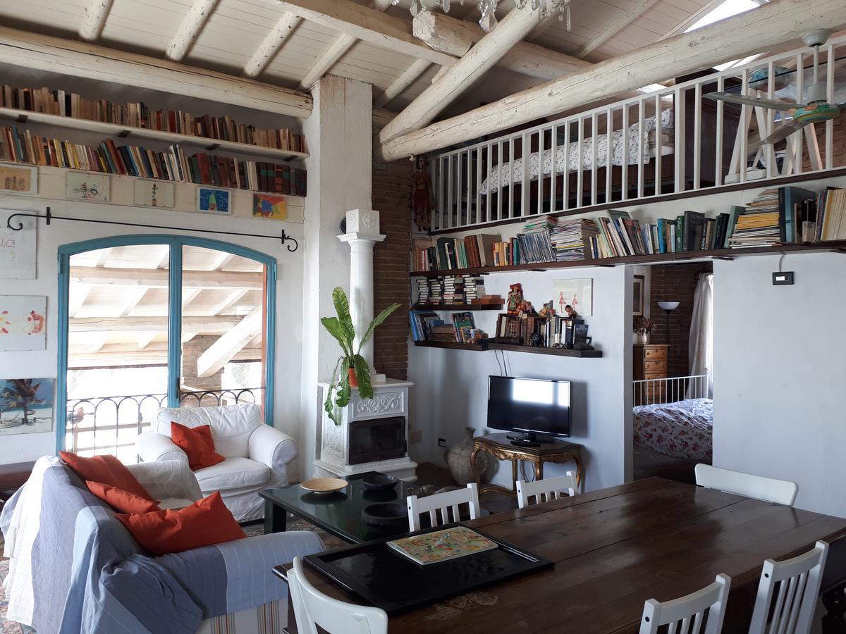 Vila La Casa Sopra Le Nuvole Medesano Exteriér fotografie