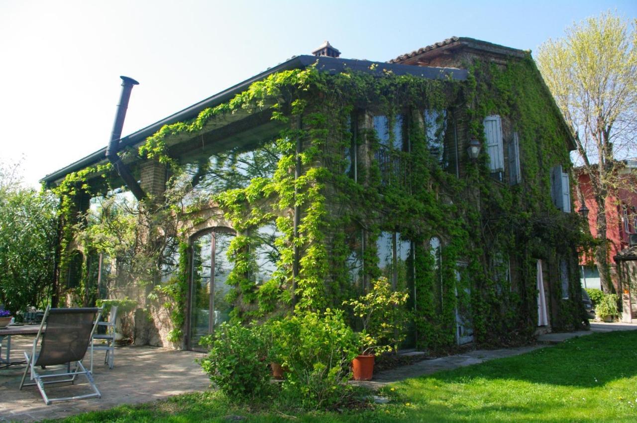 Vila La Casa Sopra Le Nuvole Medesano Exteriér fotografie